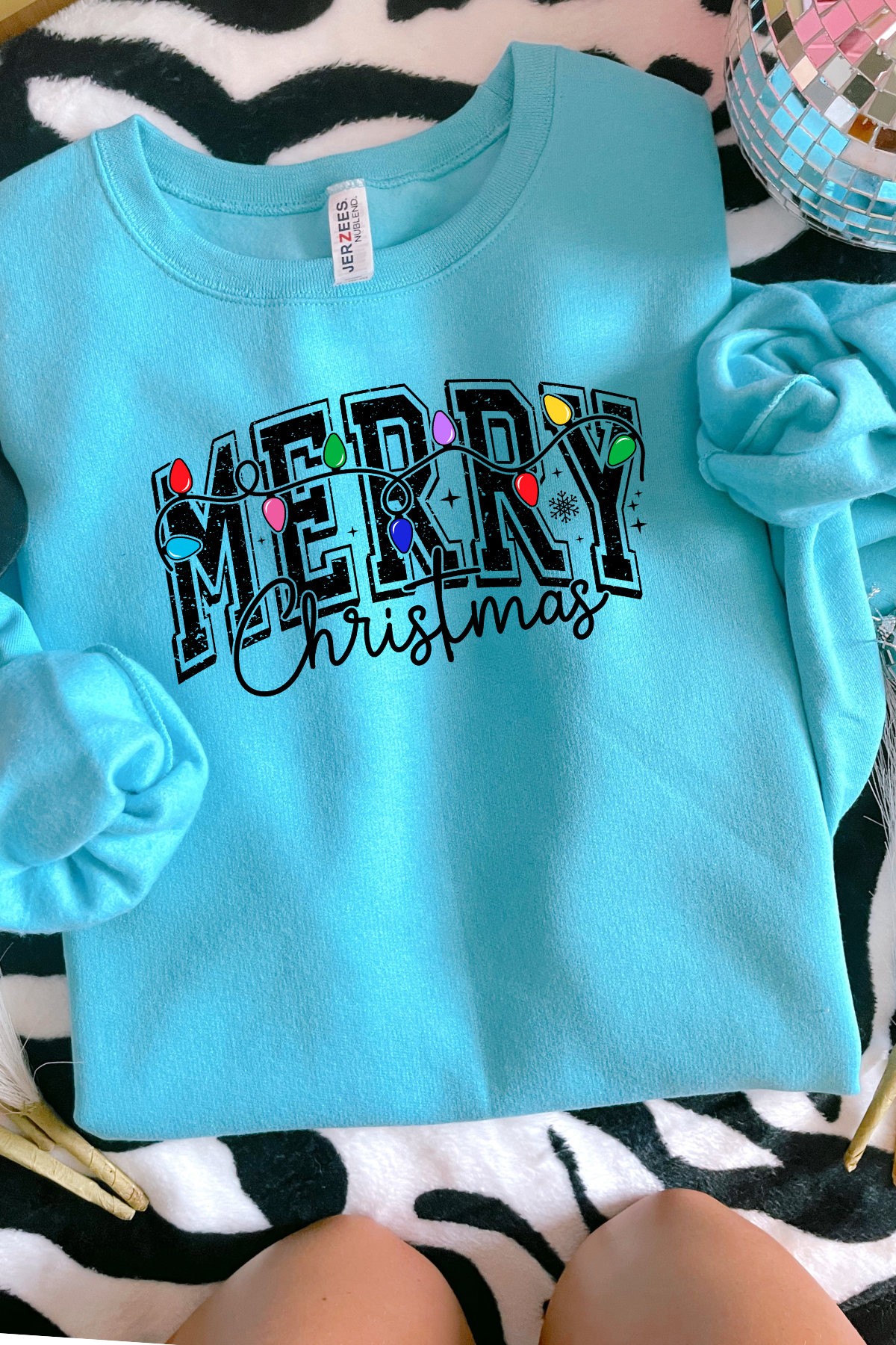 *Black Friday* Merry Christmas Lights Sweatshirt: Scuba Blue