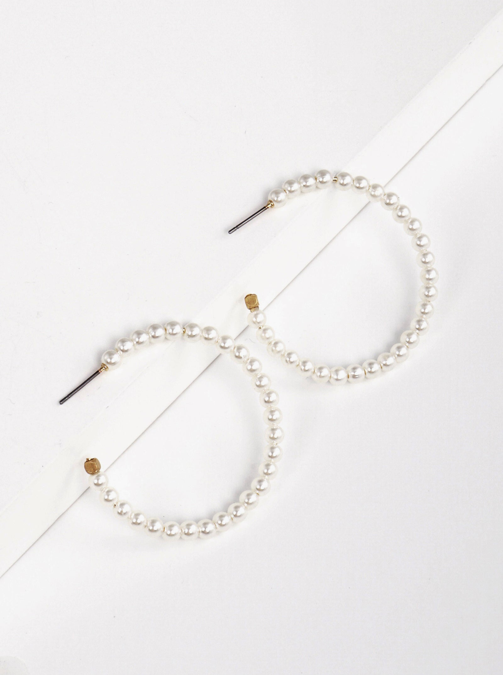 Pearl Hoop Earrings: Ivory/Gold