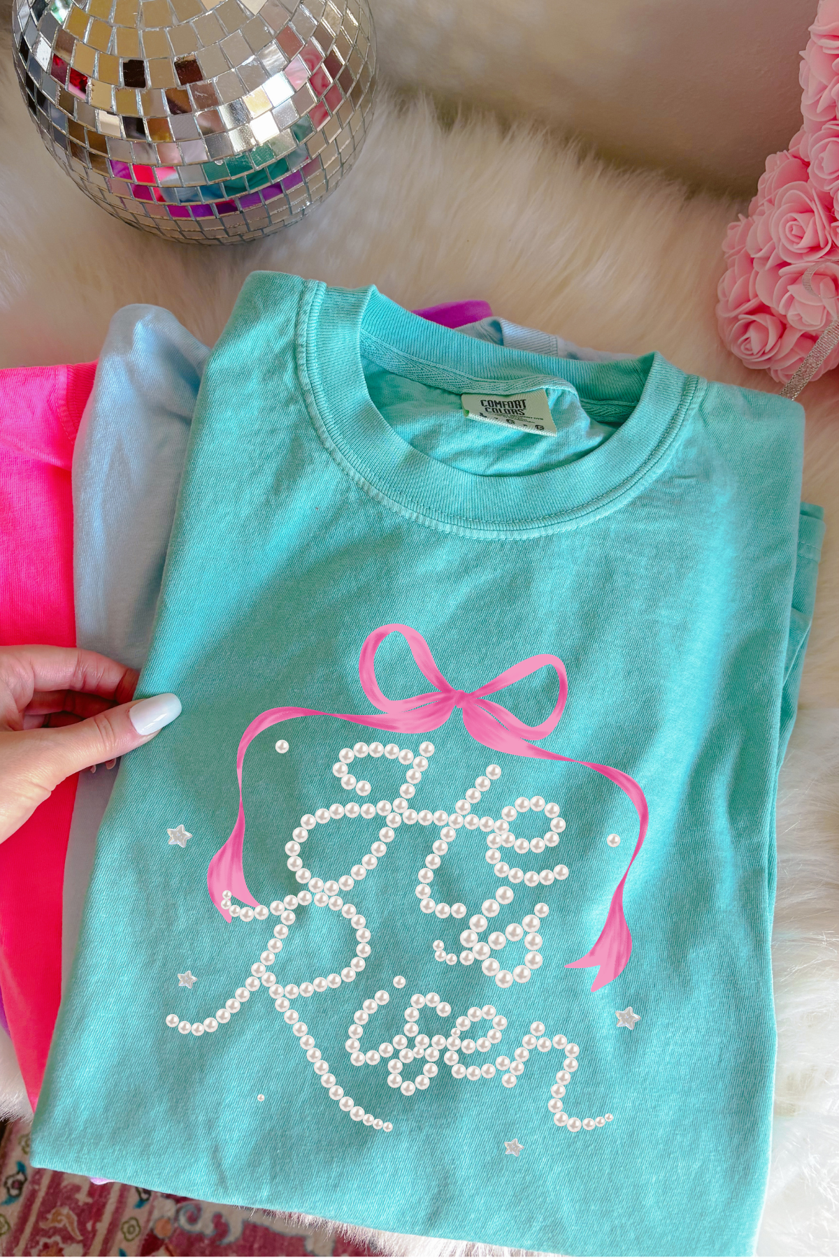 Faux Pearl He is Risen Tee: Chalky Mint