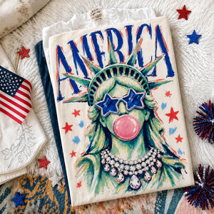 America Statue of Liberty Tee: Ivory