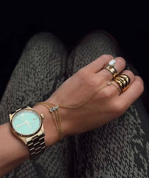 Bentley Hand Chain: Gold