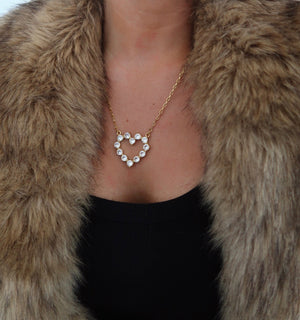LARGE DIAMOND HEART NECKLACE ￼