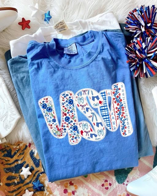 USA Floral Tee: Flo Blue
