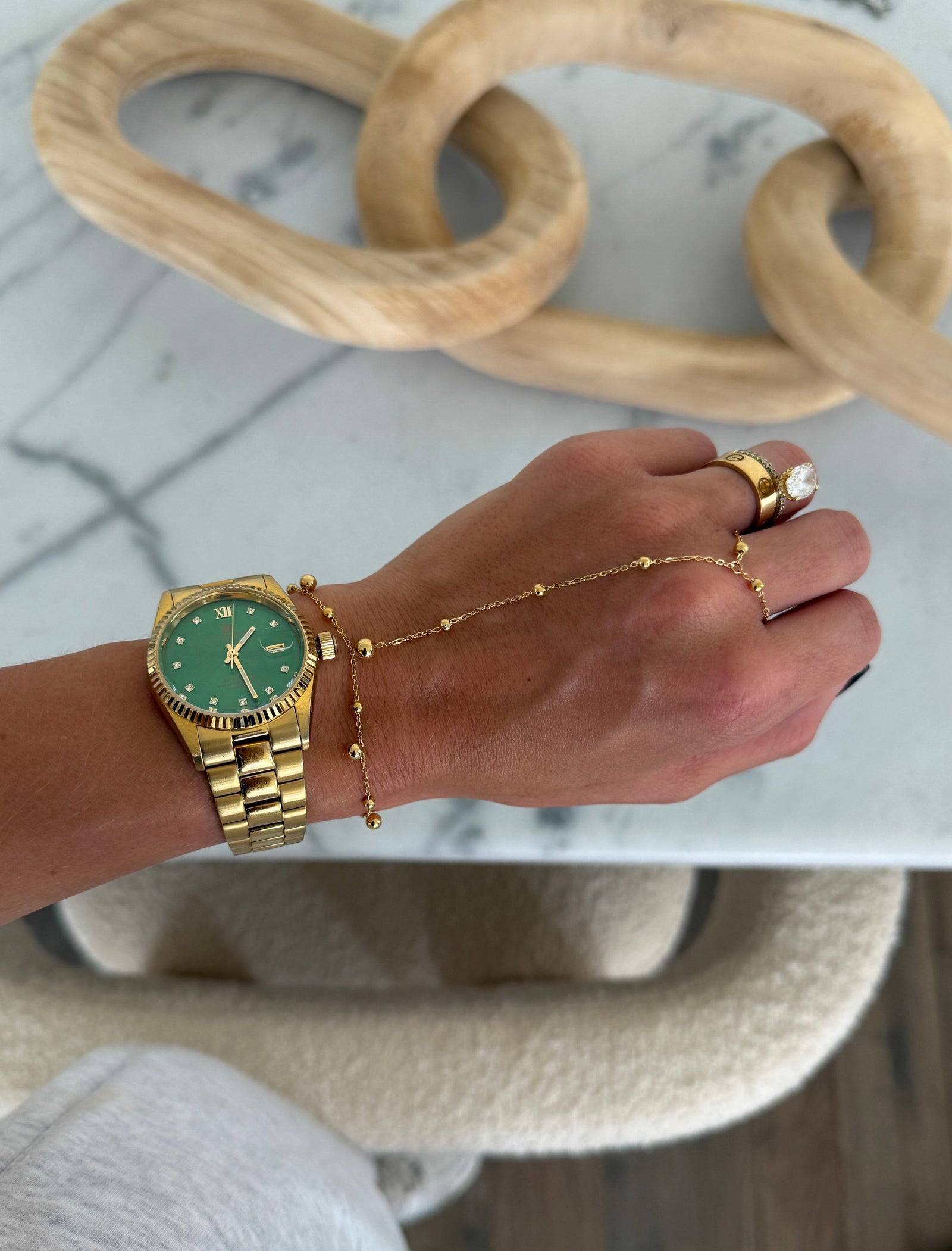 Kylan Hand Chain: Gold or Silver