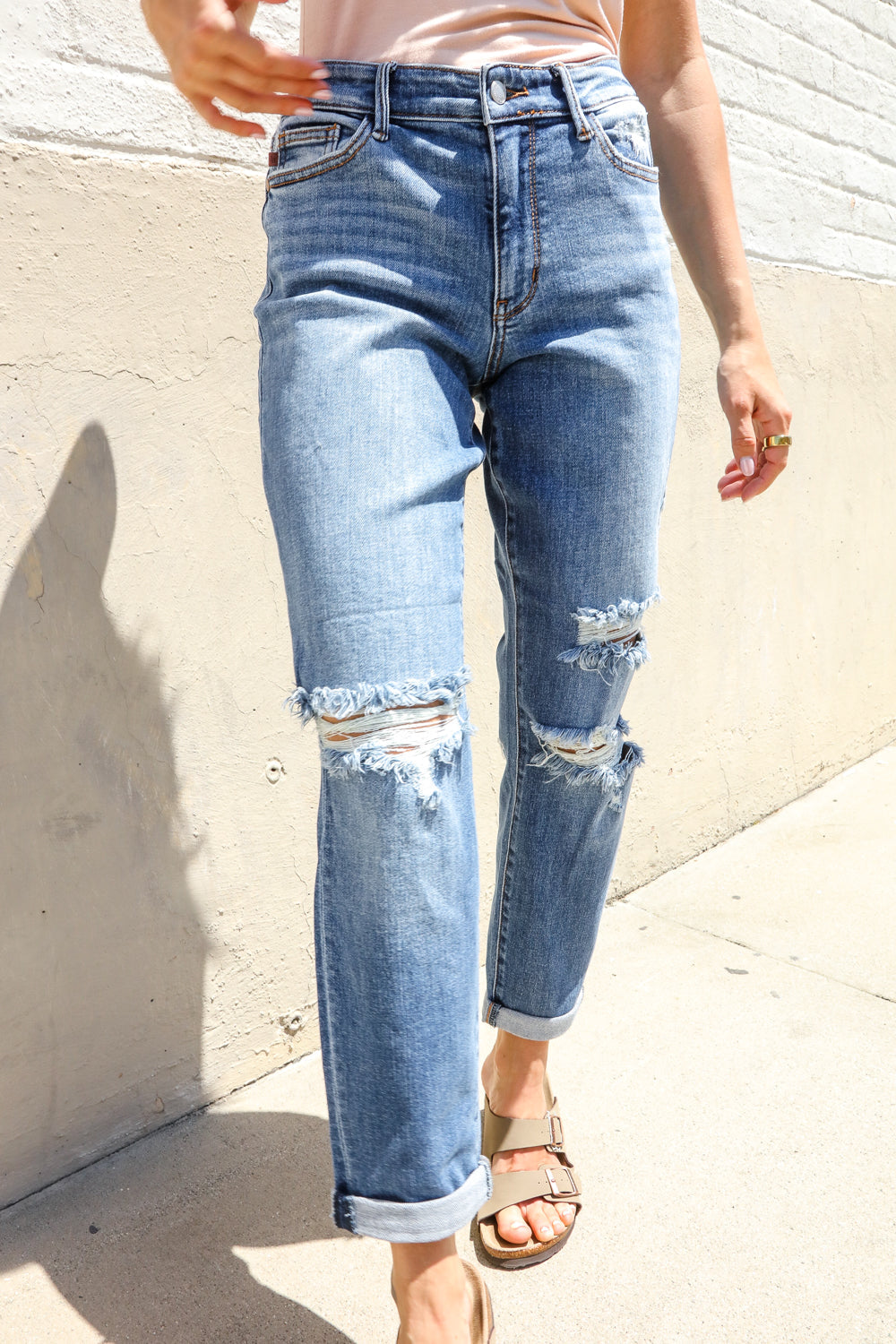 Judy Blue Lynda High-Rise Boyfriend Cuffed Hem Distressed Jeans: Medium Wash
