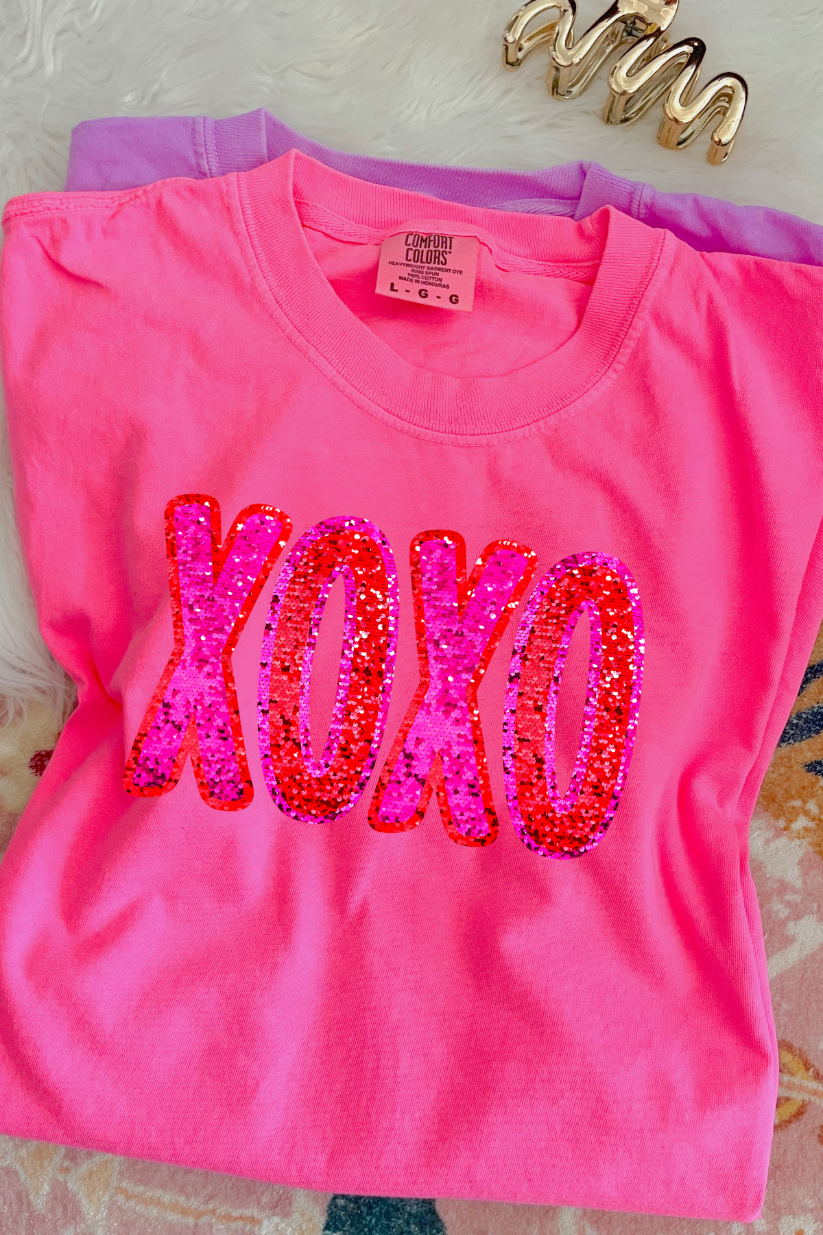 XOXO Tee: Neon Pink