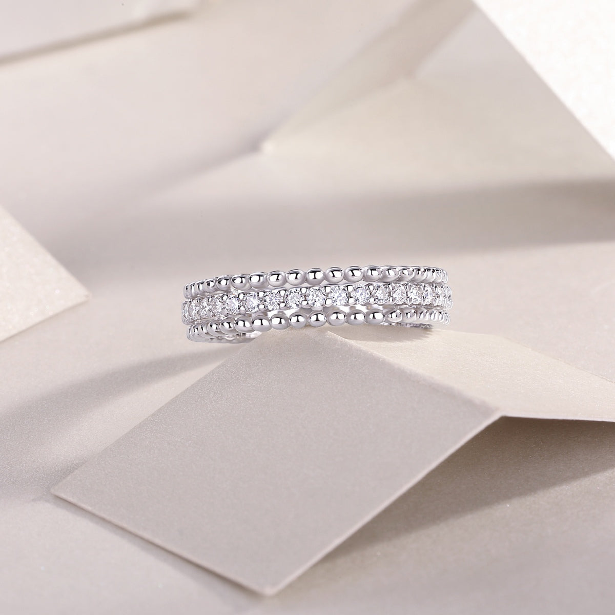 330e82b1-862b-4329-86a7-0e274f73c1d0-Max