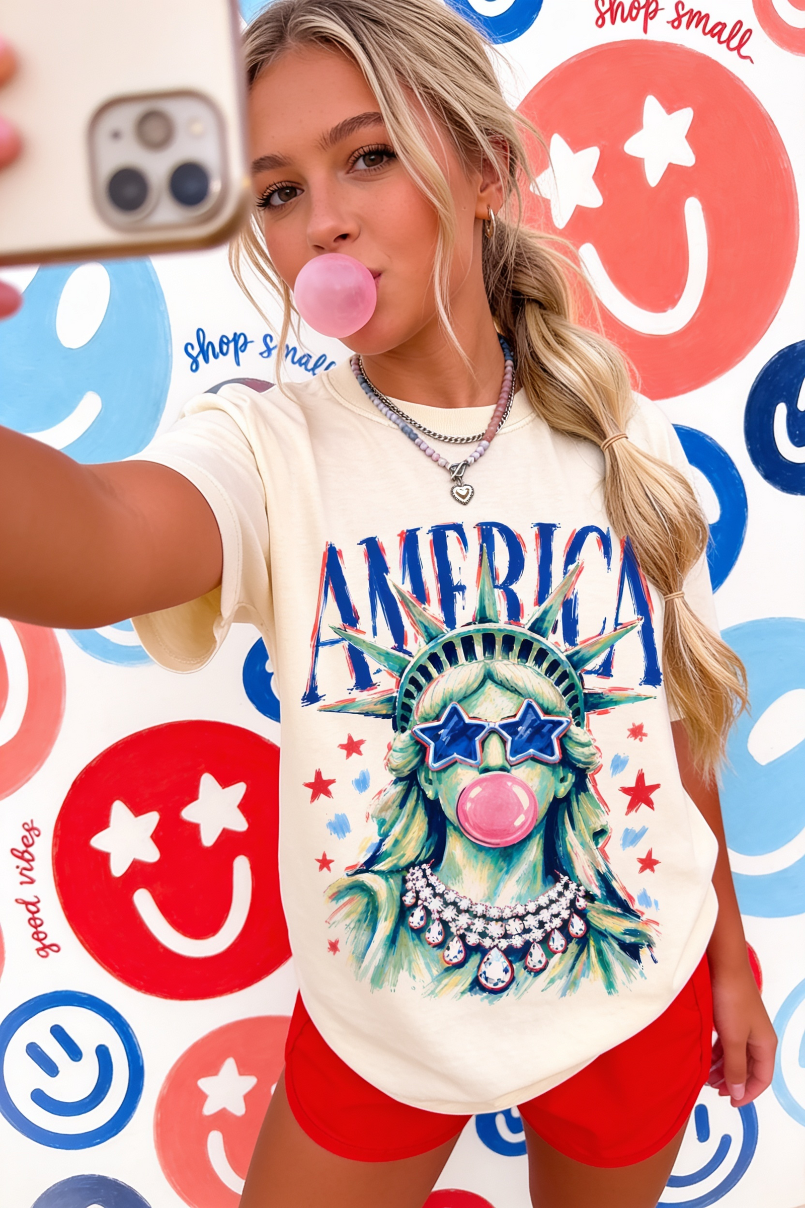 America Statue of Liberty Tee: Ivory