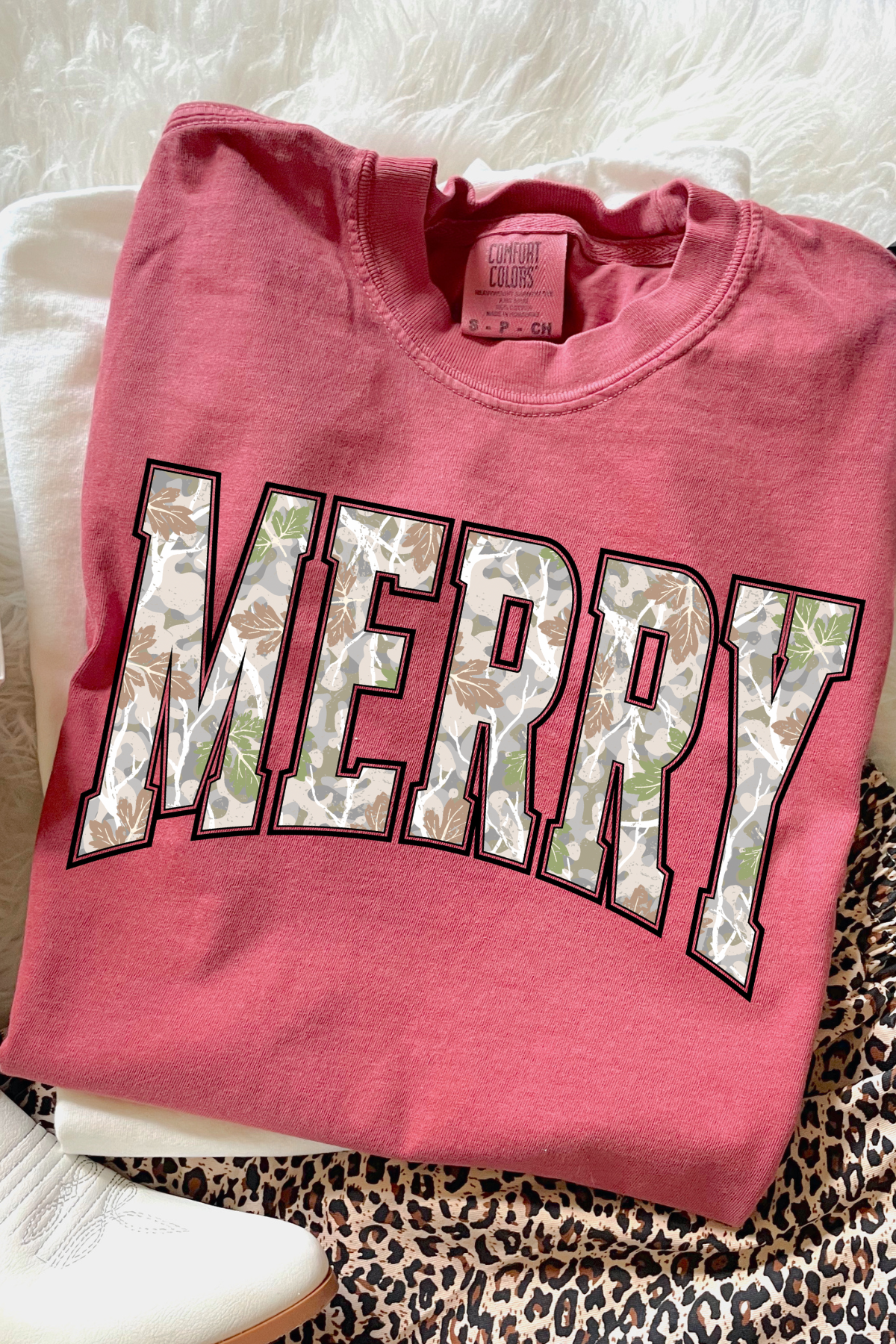 Merry Camo Tee: Crimson